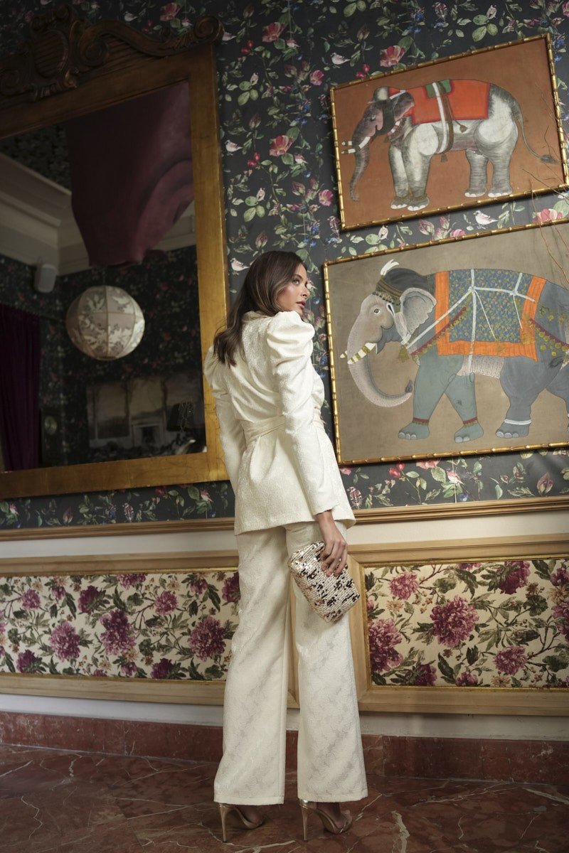 Traje Carey CR - Imagen 3